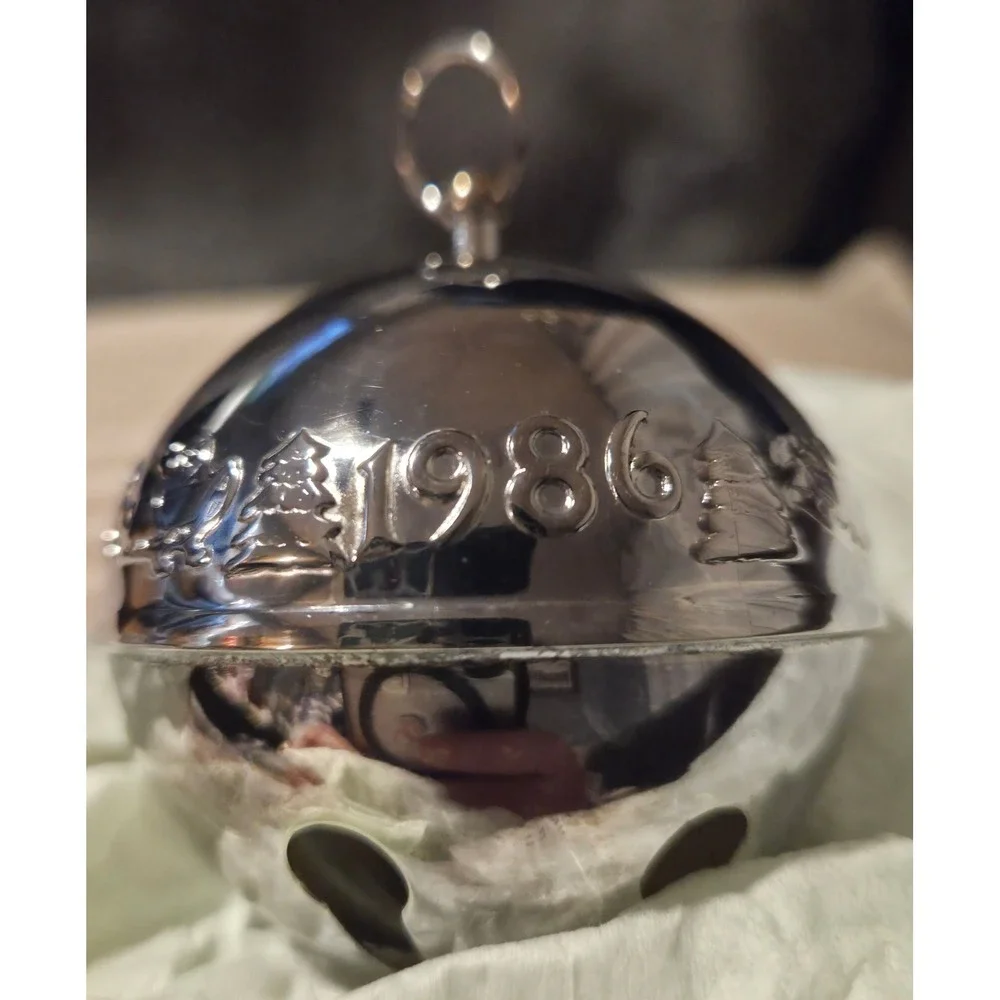 Wallace Silversmiths 1986 Sleigh‎ Bell Christmas Ornament Silver Plate Vintage